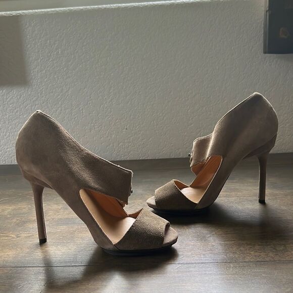 LAMB Tan Suede Strapped Open Toe Spike Heel Sz-6M - Picture 4 of 16